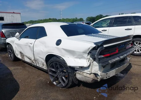 2020 Dodge Challenger Sxt z USA, uszkodzony, nr VIN 2C3CDZAGXLH109975